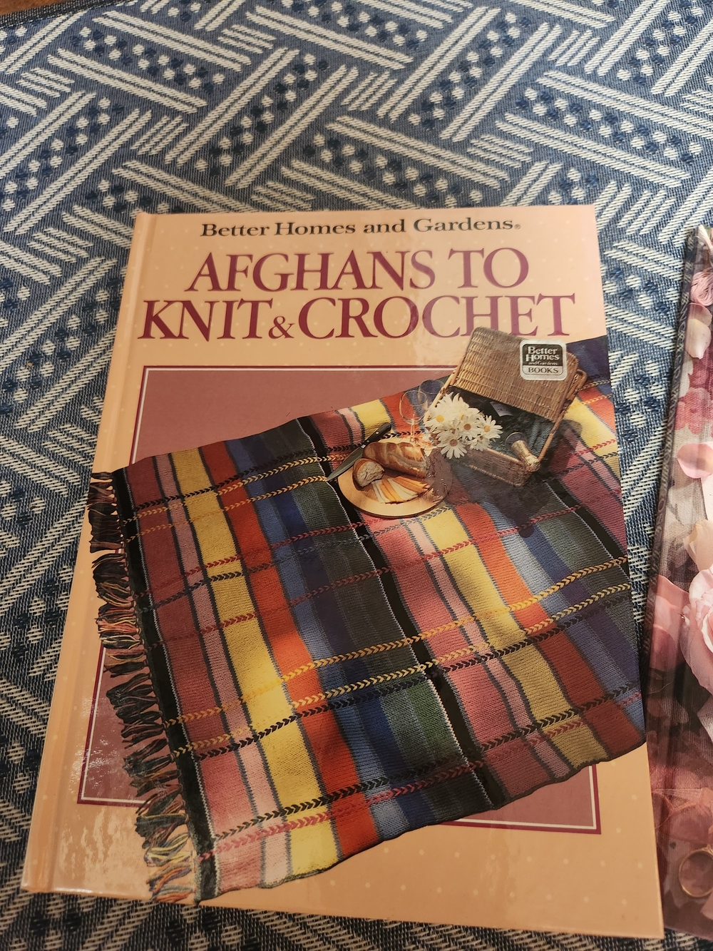 Vintage Afghans to Knit and Crochet Hardback Book 1st Edition Better Homes Garde